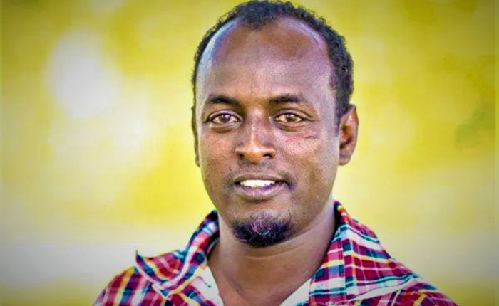 Kenyan History Teacher Chosen by International Body to Investigate Impact of Covid-19 on Education, Abdikadir Ismail, Mwangaza Muslim Mixed Day Secondary School, Principal Abdikadir Ismail,