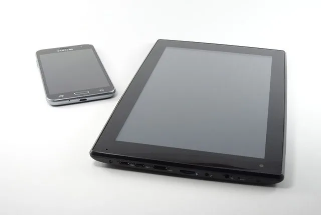 Integrate ICT in lessons