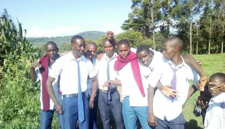 Kakibei Secondary School KCSE Results, Location And Contacts.