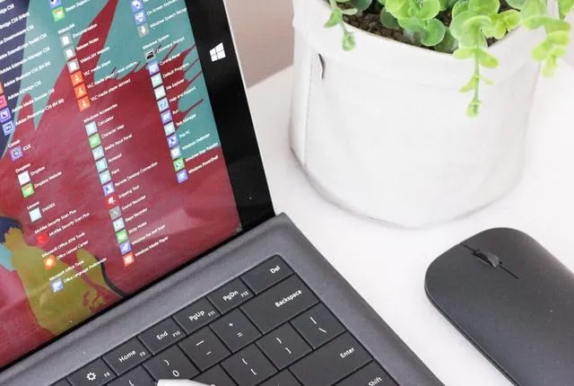 Andrew Mantarro YnVYoNqnCys Unsplash