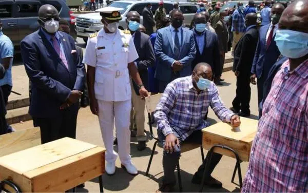 UHURU Inspects Jua Kali Artisan