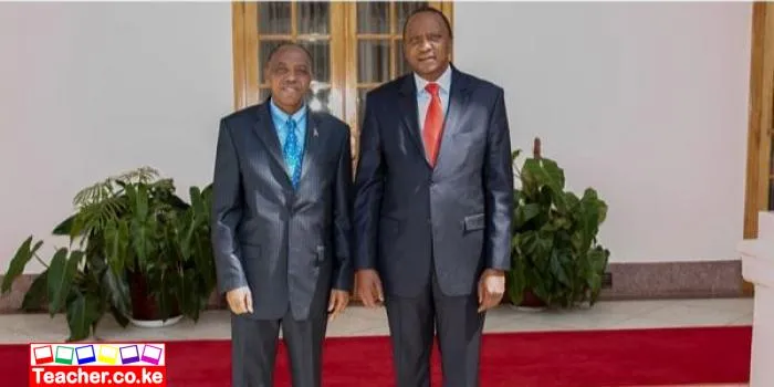 President Uhuru Kenyatta Right And Head Ogf Civil Service Joseph Kinyua Left Pose For A Photo At State House